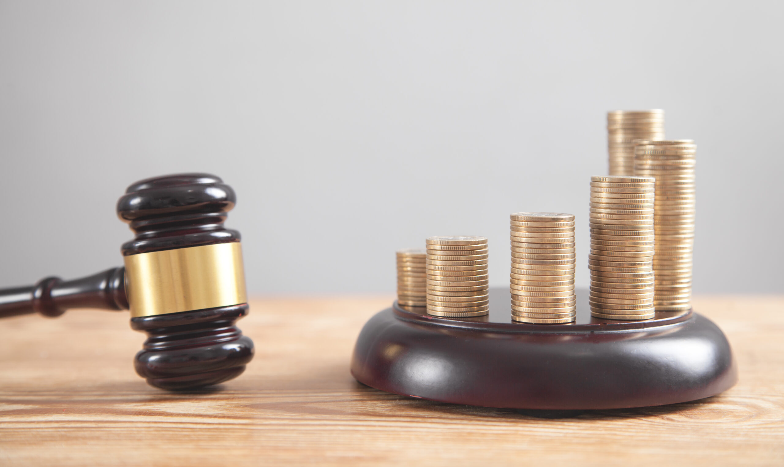 gavel coins